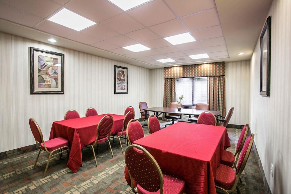 Comfort Suites Columbia Northeast - Fort Jackson Экстерьер фото