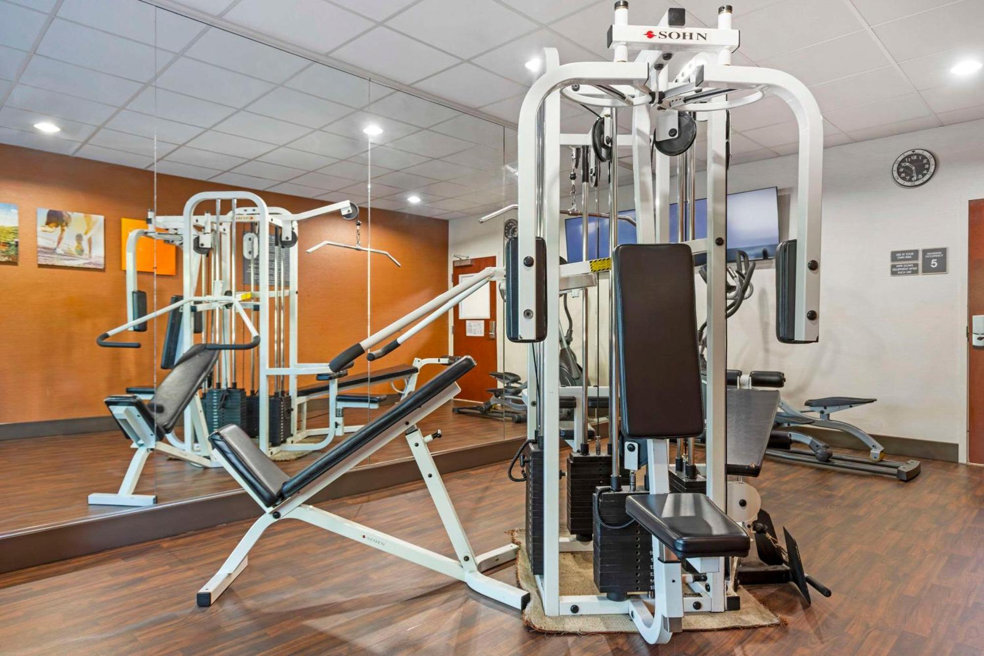Comfort Suites Columbia Northeast - Fort Jackson Экстерьер фото