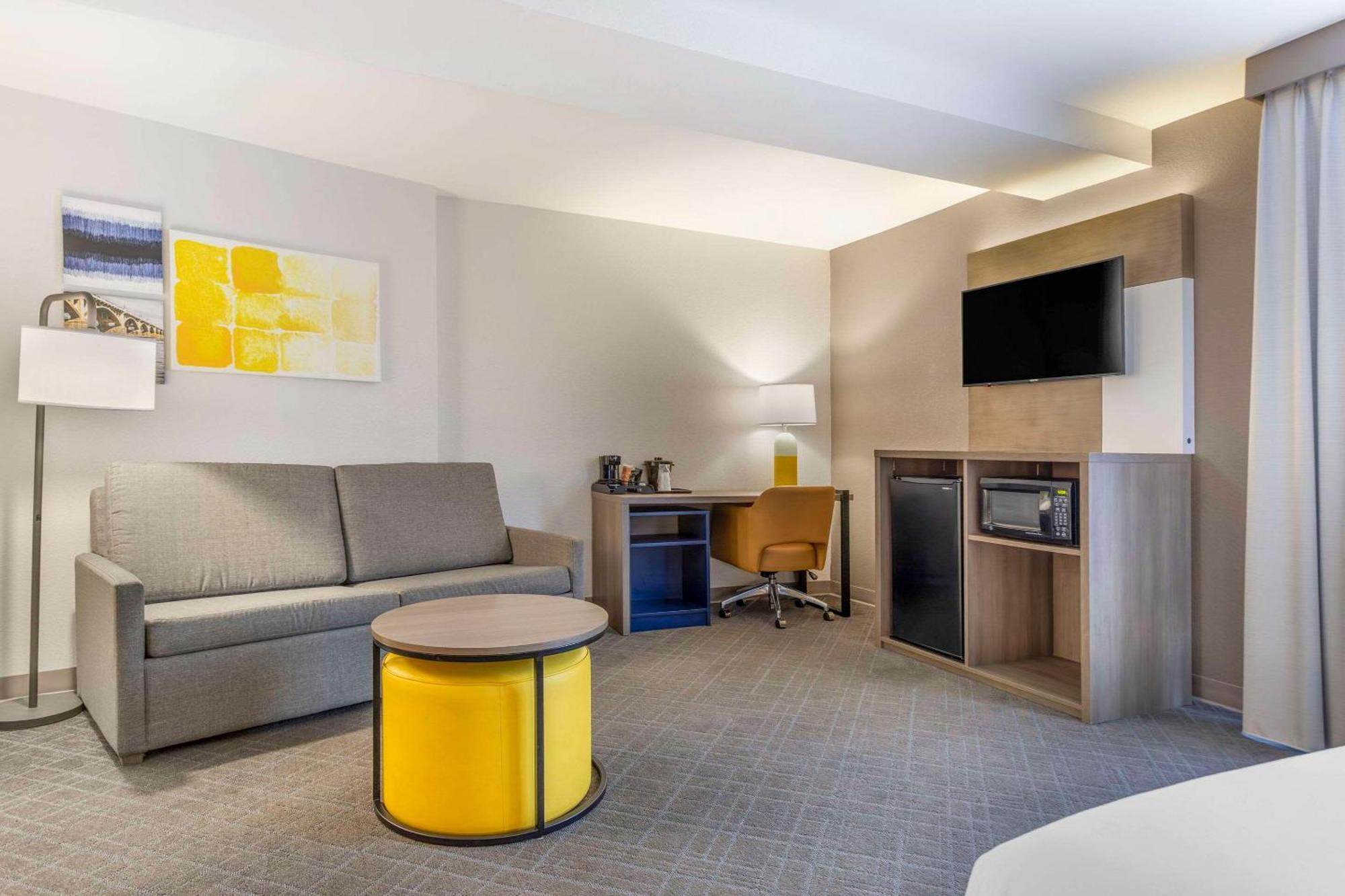 Comfort Suites Columbia Northeast - Fort Jackson Экстерьер фото