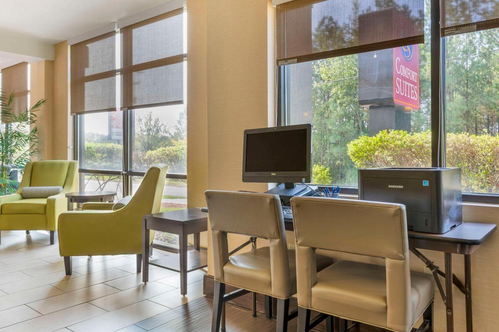 Comfort Suites Columbia Northeast - Fort Jackson Экстерьер фото