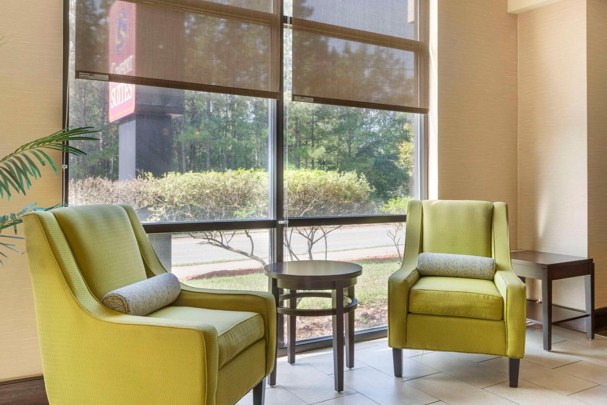 Comfort Suites Columbia Northeast - Fort Jackson Экстерьер фото